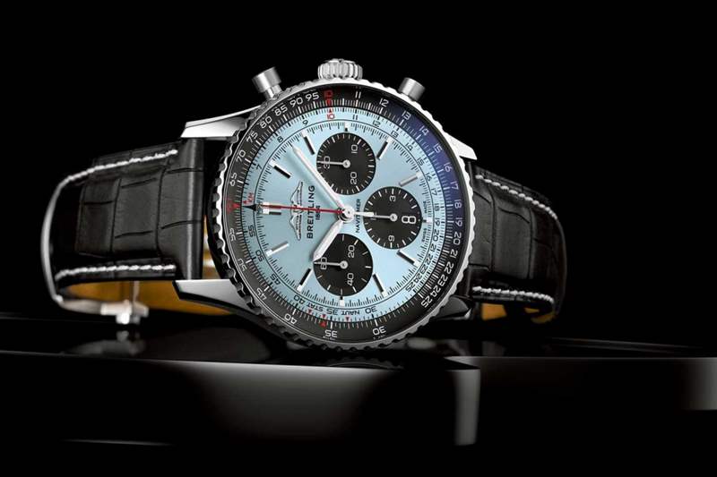 百年灵NAVITIMER B01 CHRONOGRAPH 43新鲜色系抢眼登场-复刻表