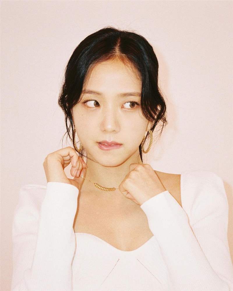 blackpink jisoo私服珠寶手表造型特搜！ clash de cartier