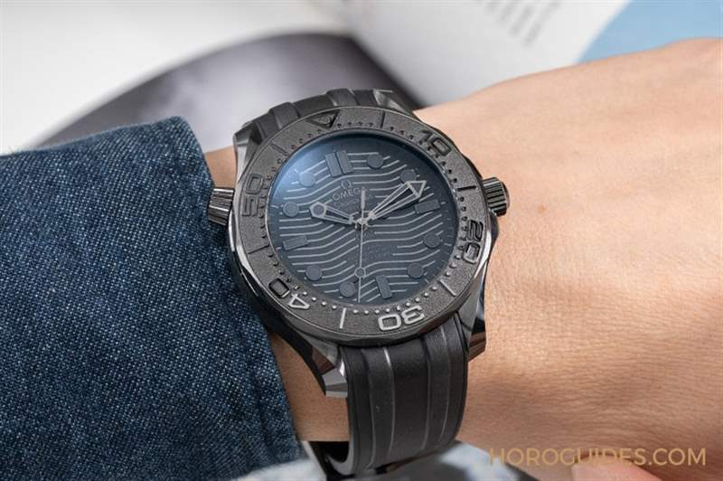 一身黑也要有层次|欧米茄陶瓷黑海马Seamaster Diver 300M Black Black-复刻表