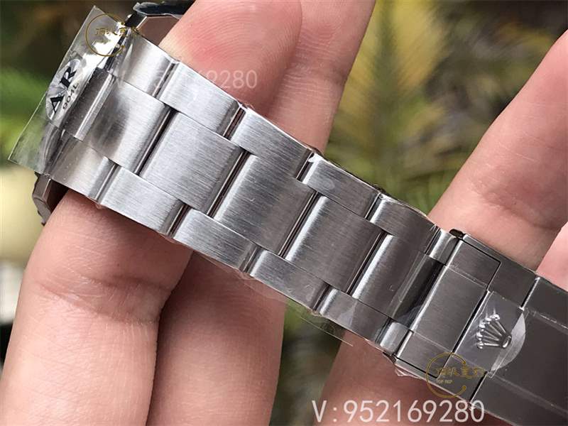 AR厂劳力士V3版红海使单红鬼王复刻做工对比n厂和vr厂怎么样-复刻表