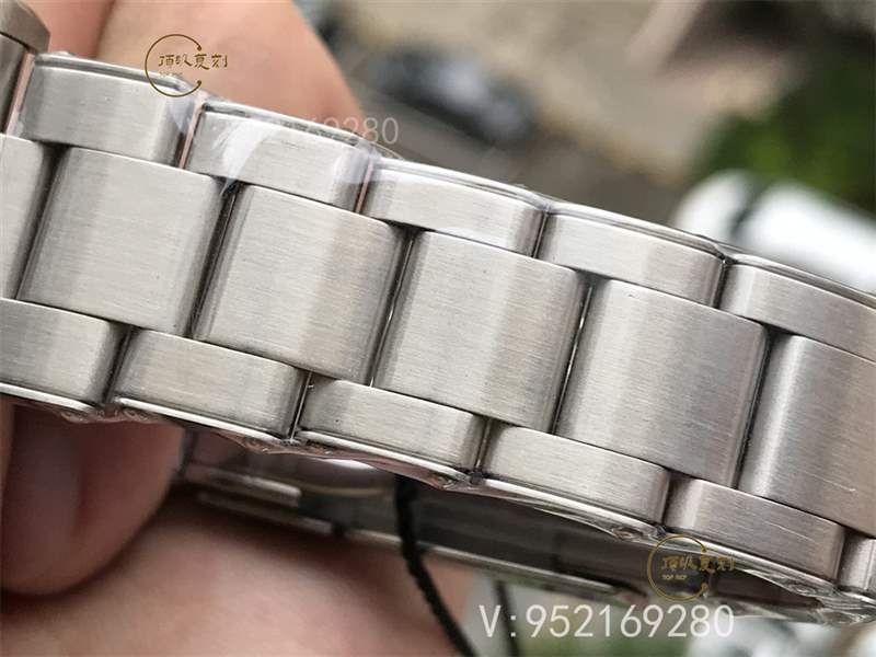 ZF廠帝舵碧灣M79030N腕表頂級(jí)復(fù)刻版本對(duì)比正品怎么樣-復(fù)刻表
