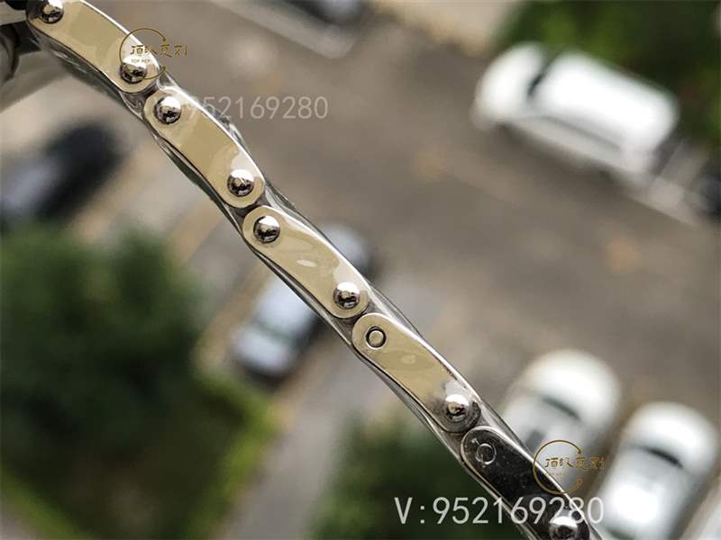 ZF廠帝舵碧灣M79030N腕表頂級(jí)復(fù)刻版本對(duì)比正品怎么樣-復(fù)刻表