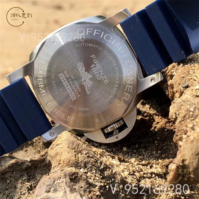 蓝色小海王-VS厂沛纳海pam00959评测具有年轻活力的蓝主角-复刻表