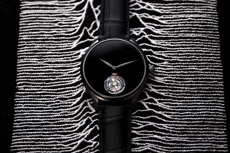 亨利慕時H. Moser & Cie Vantablack純黑表盤手表2327-0222-復(fù)刻表