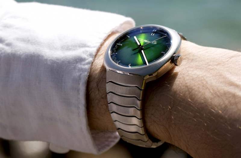 H. Moser & Cie.的Matrix Green極光綠煙熏表盤，已經(jīng)不是第一次現(xiàn)身，亦是H. Moser & Cie.其中一