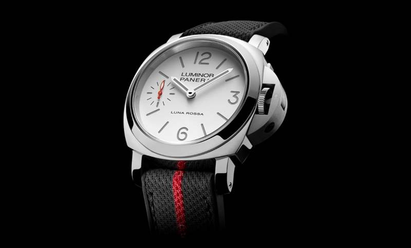 消光白表盤、紅色小秒針，純凈又搶眼｜Panerai Luminor Luna Rossa腕表PAM01342