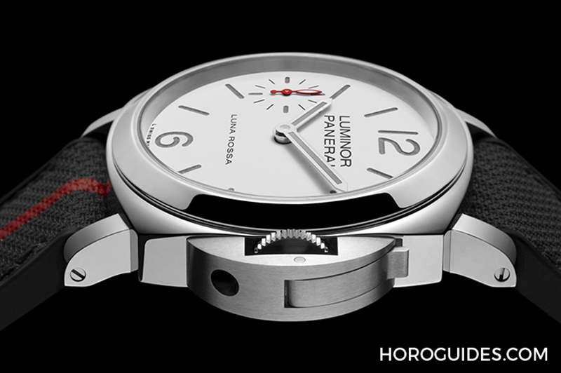 OFFICINE PANERAI - 消光白表盤、紅色小秒針，純凈又搶眼｜Panerai Luminor Luna Rossa腕表PAM01342