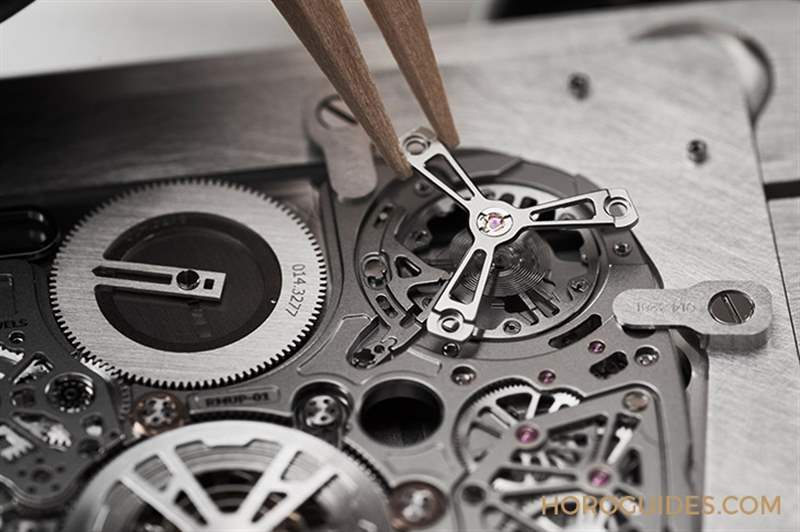 RICHARD MILLE - 世界最薄腕表！ RICHARD MILLE RM UP-01 Ferrari的三项超薄特点