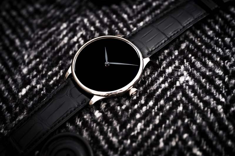 亨利慕時H. Moser & Cie Vantablack純黑表盤手表2327-0222-復(fù)刻表