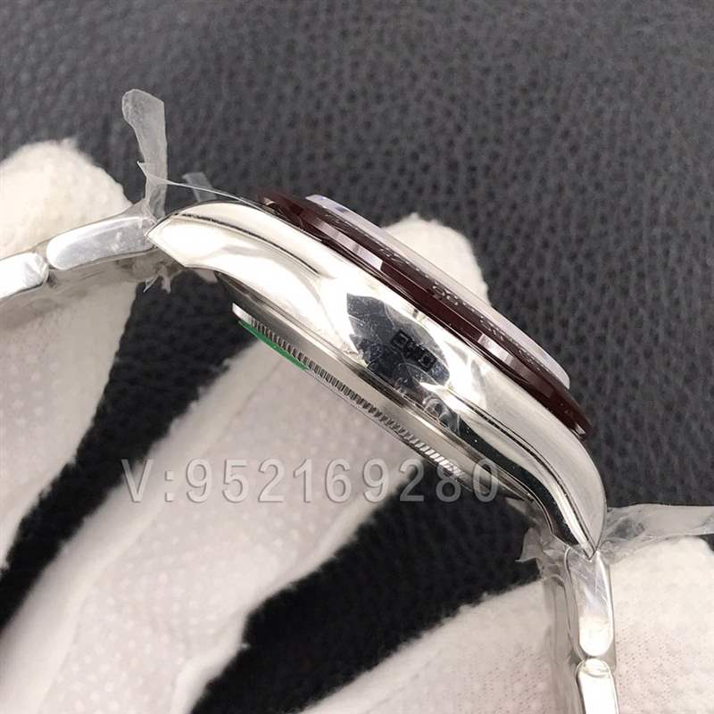 N厂冰蓝面迪通拿「冰蓝迪116506」4130机芯评测-复刻表