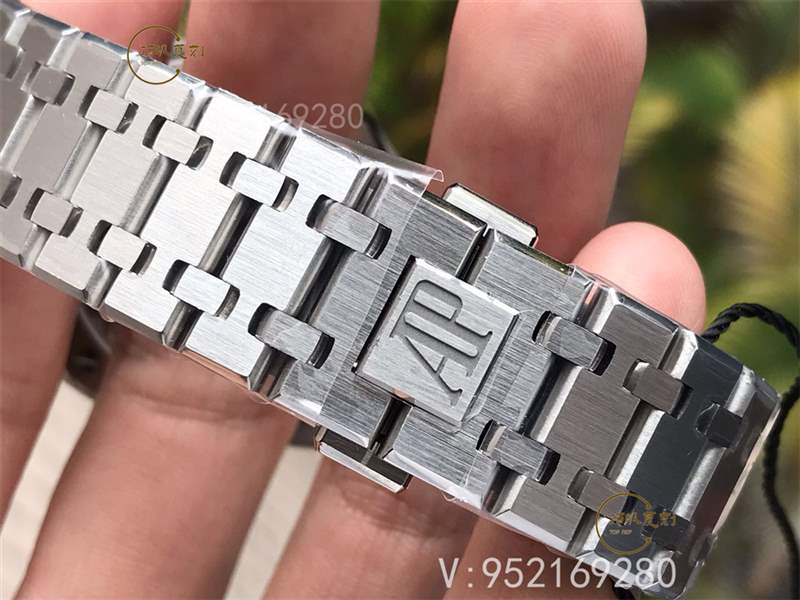 ZF厂爱彼15500复刻表对比正品评测-ZF厂15500拒绝一眼假-复刻表