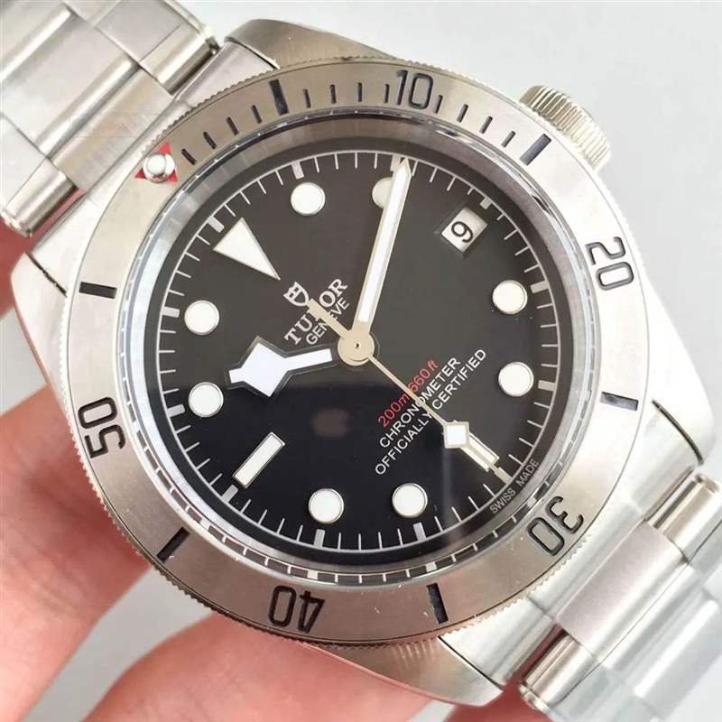 ZF厂帝舵碧湾系列M79730-0001小钢盾复刻表做工怎么样-复刻表