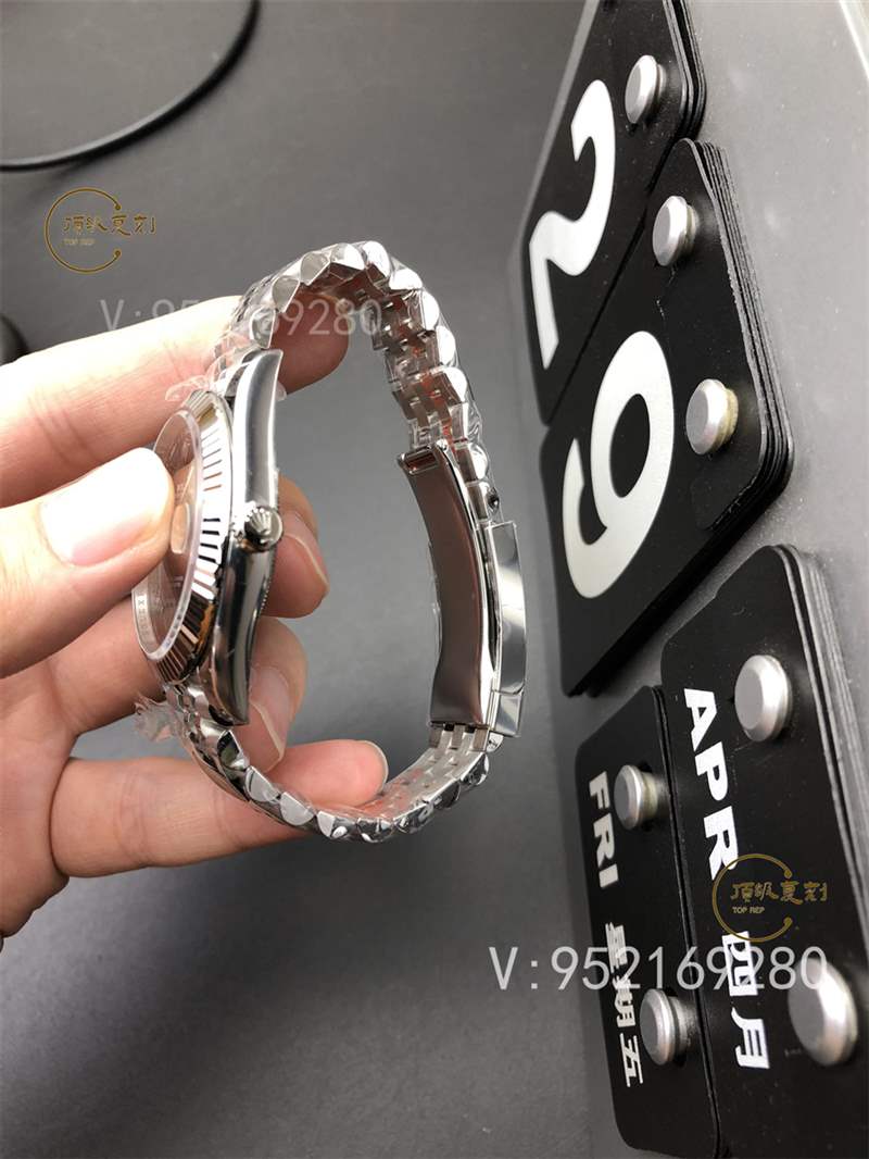 C厂(clean厂)劳力士41mm日志绿箩盘复刻表做工怎么样-复刻表