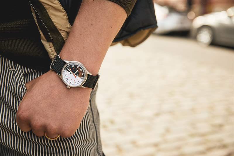 介绍最新的 Timex X Todd Snyder Collab 是两倍好-复刻表