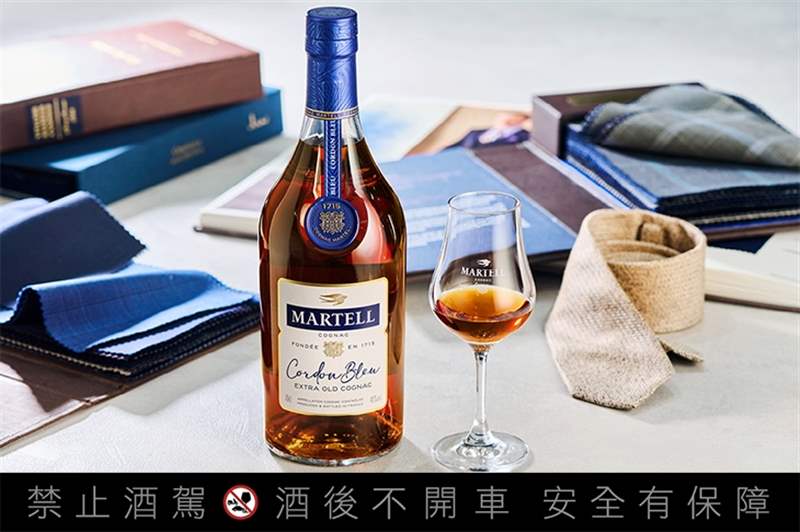 跨越經(jīng)典，以質(zhì)感開創(chuàng)迎風(fēng)飛翔新局！ 新式訂制西服STYDER創(chuàng)辦人黃淯晨與父親的跨世代對談