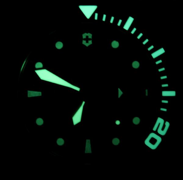 Swiss Army Divemaster watch 8 瑞士陆军维氏潜水大师 500 机械表-复刻表