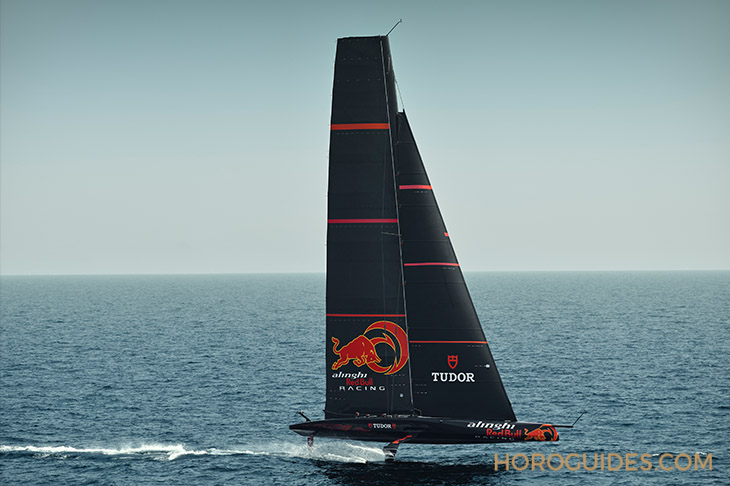 TUDOR - 帝舵第一款碳复合材质腕表TUDOR Pelagos FXD，是否会成为劳力士试金石？