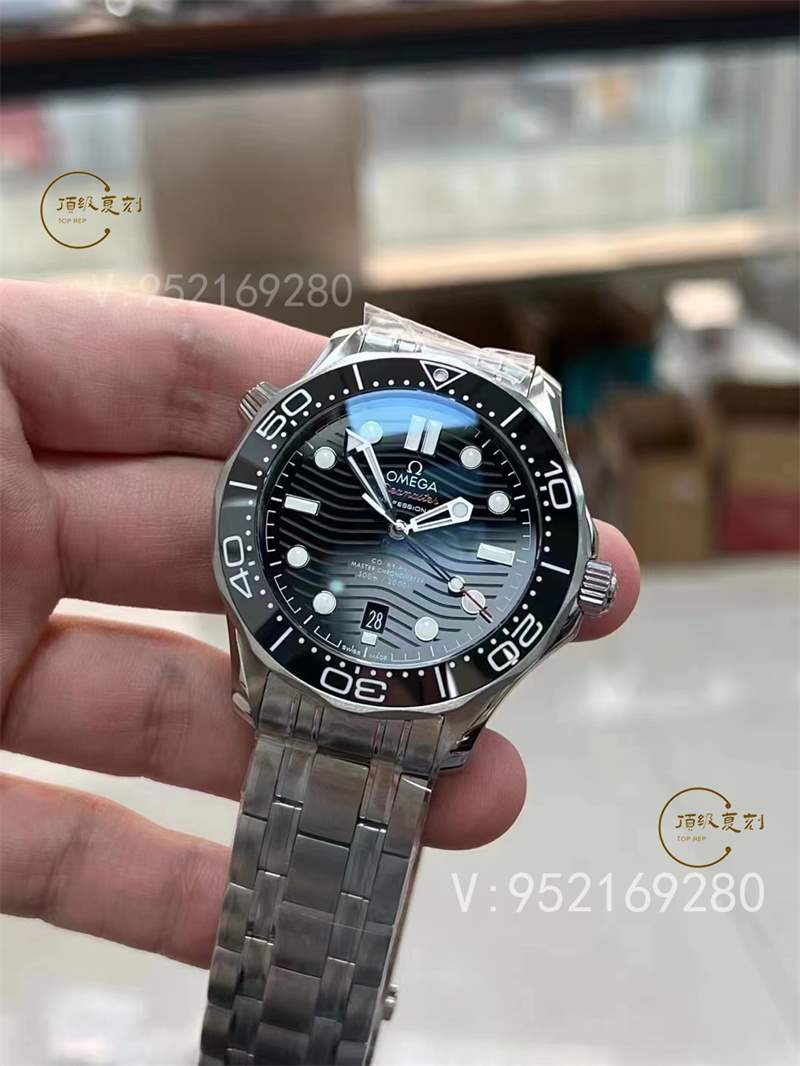 VS厂(SBF厂)黑海马300机芯还会一眼假吗,VS厂8800机芯还原正品避震器-复刻表
