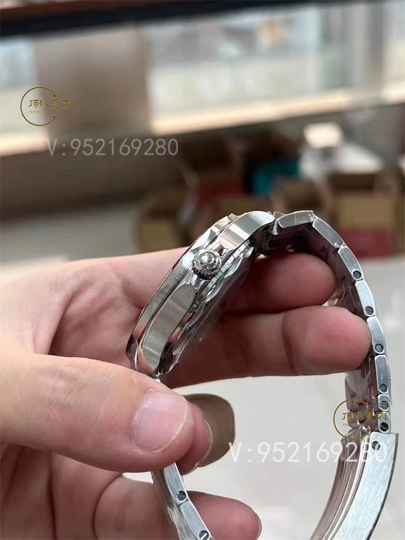 VS厂(SBF厂)黑海马300机芯还会一眼假吗,VS厂8800机芯还原正品避震器-复刻表