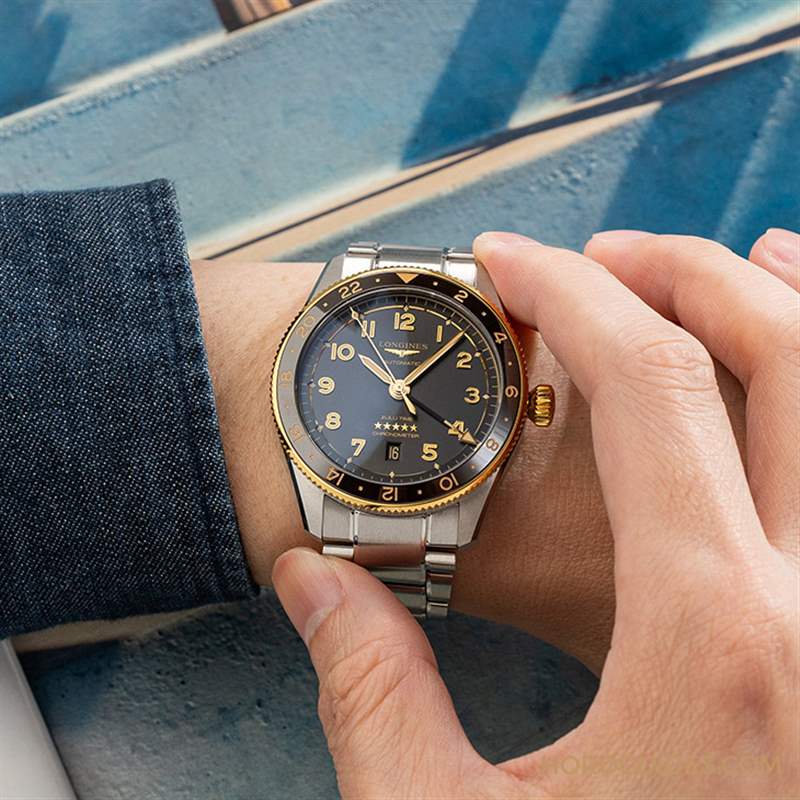 LONGINES - 为此地与彼时，都镀上Golden Hour：浪琴表Spirit Zulu Time，新增18K黄金细节