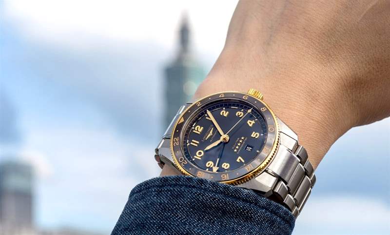 LONGINES - 为此地与彼时，都镀上Golden Hour：浪琴表Spirit Zulu Time，新增18K黄金细节