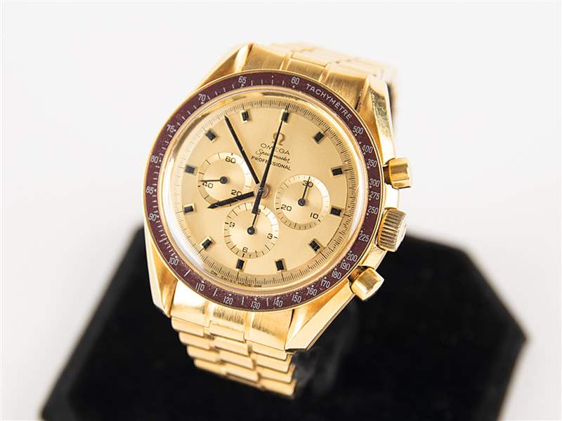 美国宇航员Walter Schirra拥有的OMEGA Speedmaster金壳纪念版腕表以190万美元拍卖成交 美国宇航员Walter Schirra拥有的OMEGA Speedmaster金壳纪念版腕表以190万美元拍卖成交-复刻表
