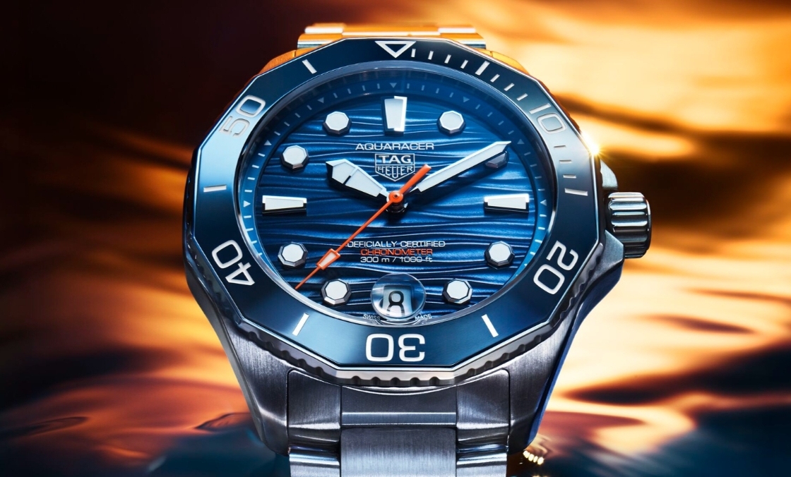 TAG HEUER - 潛水猛將升級！TAG HEUER推出全新Aquaracer Professional 300日期腕錶與GMT腕錶